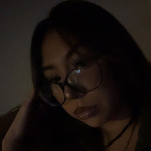 Meet your Posher, Camila